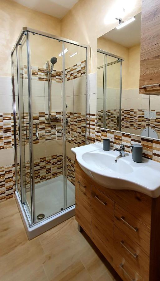 Pacifico Rooms San Bartolomeo in Galdo Екстериор снимка